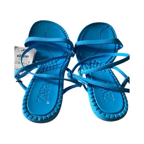 Zara Women's Vibrant  blue strappy Sandals-size 9 - Picture 2 of 5